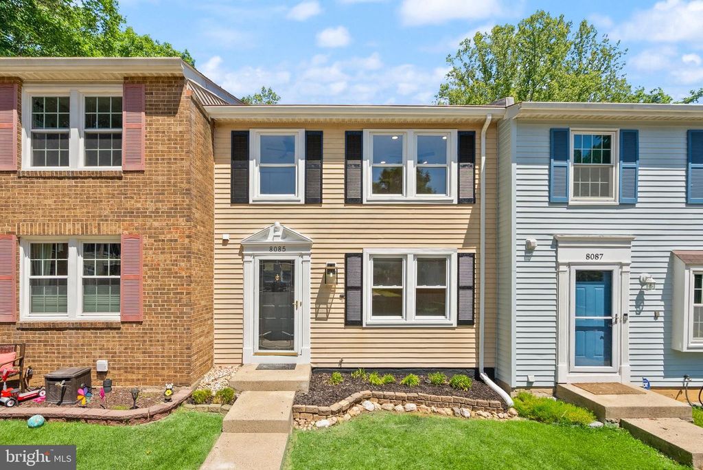 8085 STEEPLE CHASE CT, Springfield, VA 22153