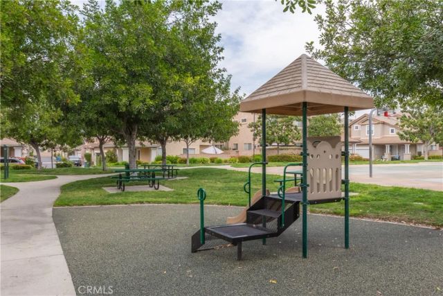 1738 Millpark, Simi Valley, CA 93065