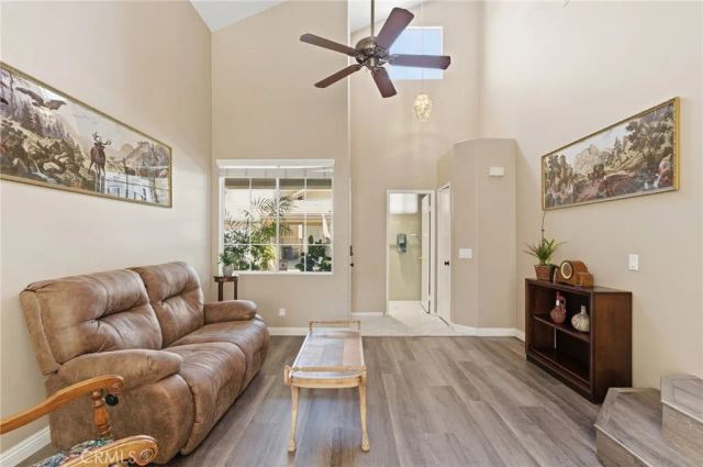 1738 Millpark, Simi Valley, CA 93065