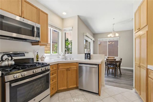 1738 Millpark, Simi Valley, CA 93065