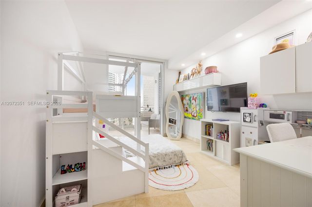 901 Brickell Key Boulevard 2506, Miami, FL 33131