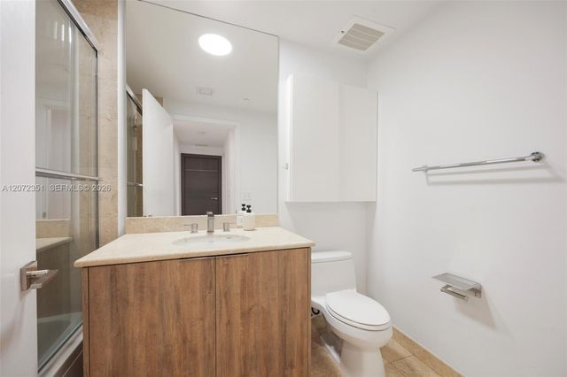 901 Brickell Key Boulevard 2506, Miami, FL 33131