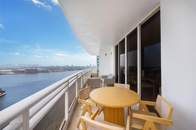 901 Brickell Key Boulevard 2506, Miami, FL 33131