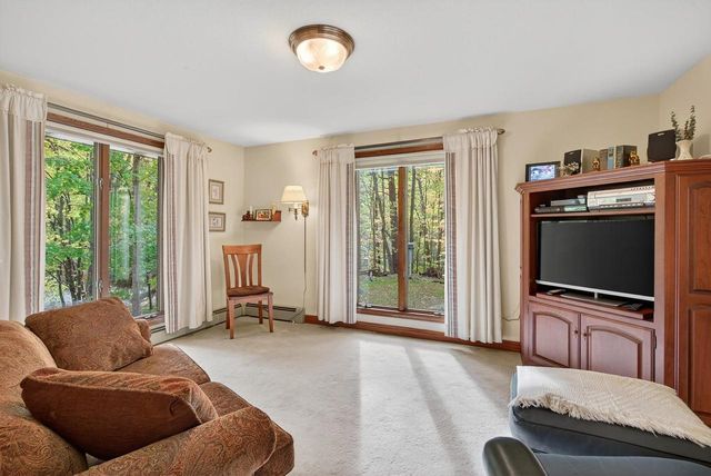 872 WINDING TRAIL, Oneida, WI 54155
