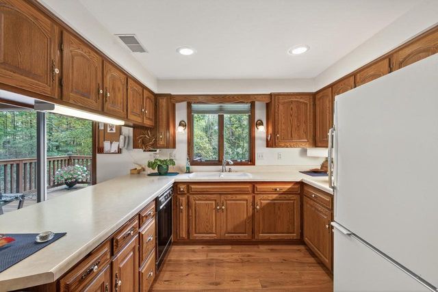 872 WINDING TRAIL, Oneida, WI 54155