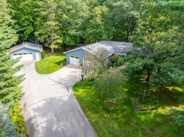 872 WINDING TRAIL, Oneida, WI 54155