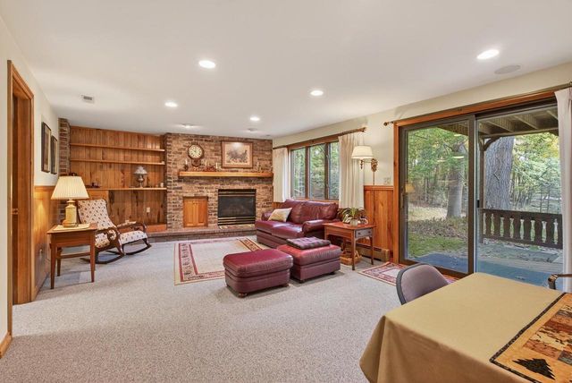 872 WINDING TRAIL, Oneida, WI 54155
