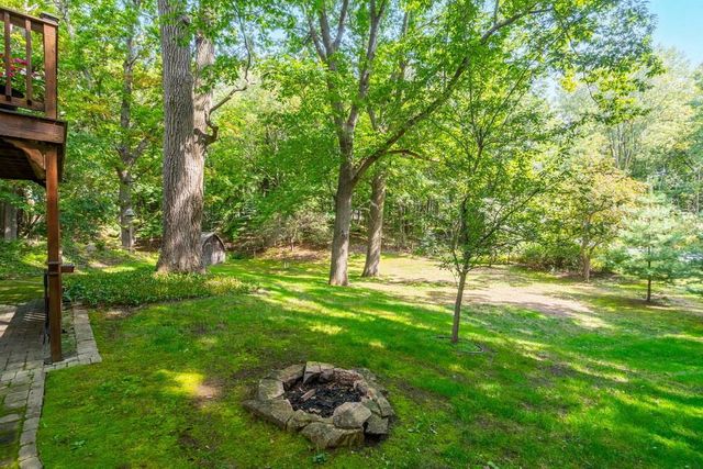872 WINDING TRAIL, Oneida, WI 54155