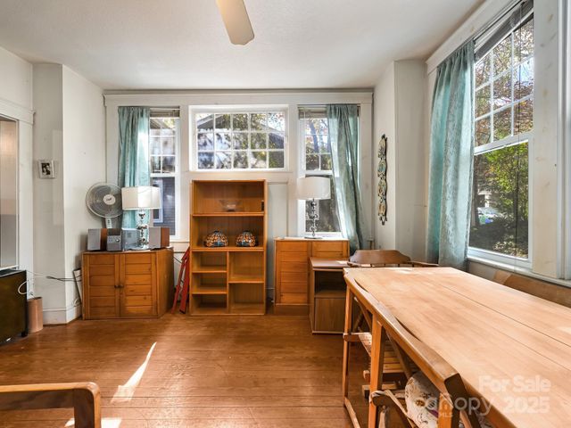 100 Washington Road, Asheville, NC 28801