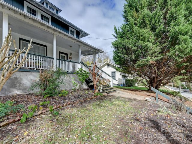 100 Washington Road, Asheville, NC 28801