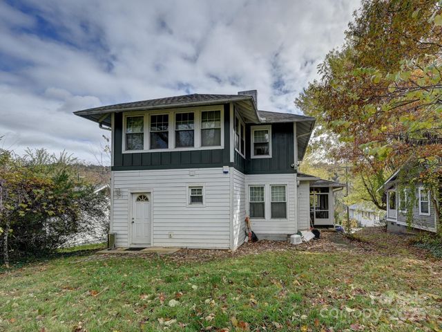 100 Washington Road, Asheville, NC 28801