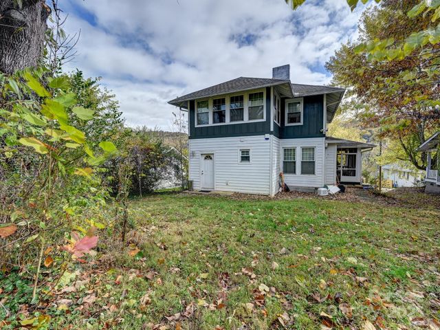 100 Washington Road, Asheville, NC 28801