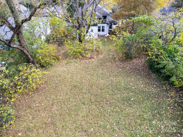 100 Washington Road, Asheville, NC 28801