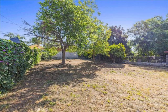 12948 Phillippi Avenue, Sylmar, CA 91342