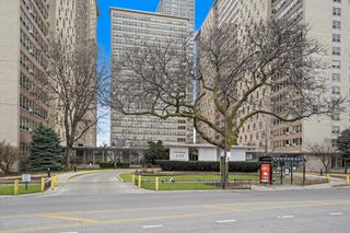 3950 N Lake Shore Drive 1728, Chicago, IL 60613