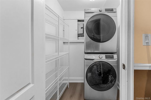 4558 Richardson Avenue, Bronx, NY 10470
