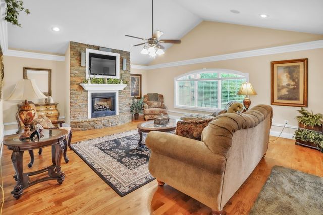 91 White Tail Run Drive, Somerset, KY 42503
