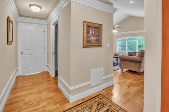 91 White Tail Run Drive, Somerset, KY 42503