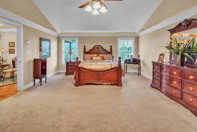 91 White Tail Run Drive, Somerset, KY 42503