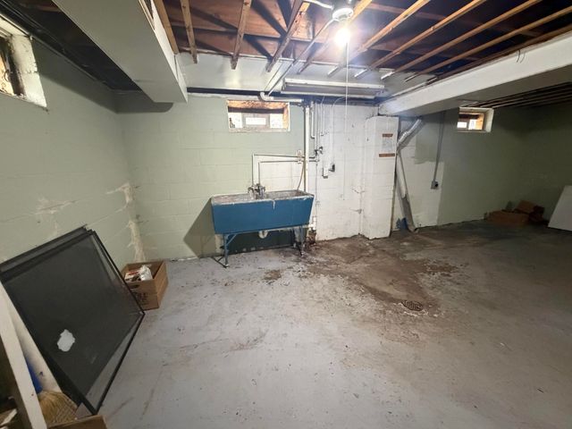 3756 W 21st Avenue, Gary, IN 46404