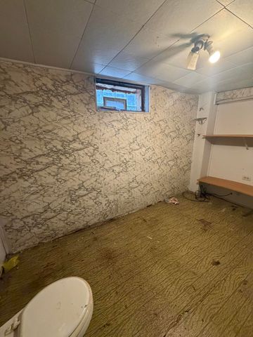 3756 W 21st Avenue, Gary, IN 46404