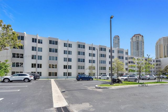 250 180th Dr 456, Sunny Isles Beach, FL 33160