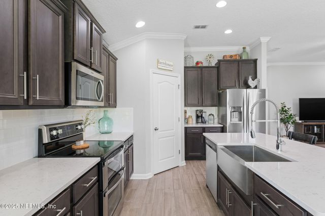 3131 LITTLE KERN Lane, Jacksonville, FL 32226