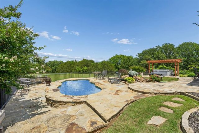 4601 Highland Hills Drive, Norman, OK 73026
