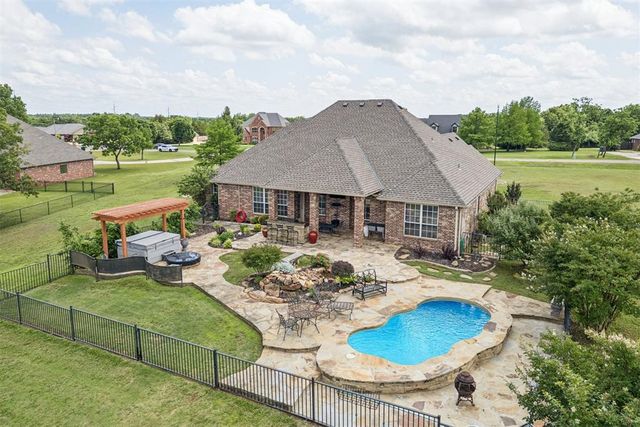 4601 Highland Hills Drive, Norman, OK 73026