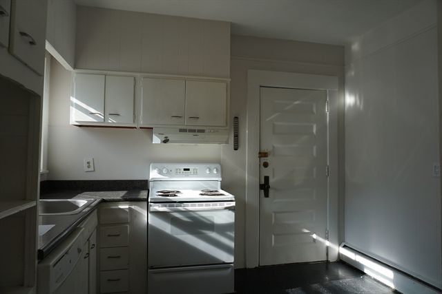 1800 Mass Ave 32, Cambridge, MA 02140