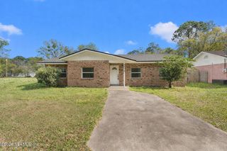 5570 REDPOLL Avenue, Jacksonville, FL 32219