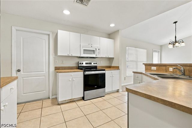 1325 NW 10th AVE, Cape Coral, FL 33993