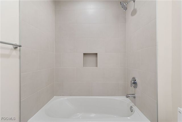 26600 Rosewood Pointe DR B-101, Bonita Springs, FL 34135