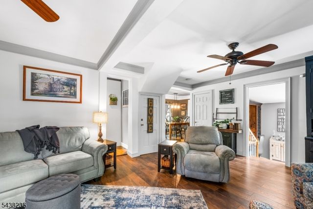 11 New St, Stanhope Boro, NJ 07874