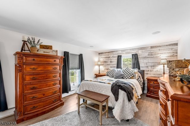 11 New St, Stanhope Boro, NJ 07874
