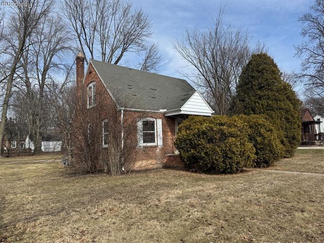 31980 Alvin Street, Garden City, MI 48135