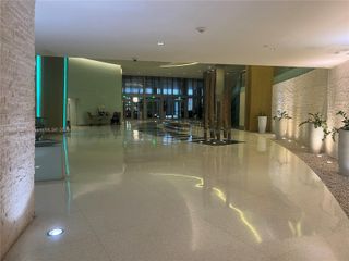 92 SW 3rd St 3803, Miami, FL 33130