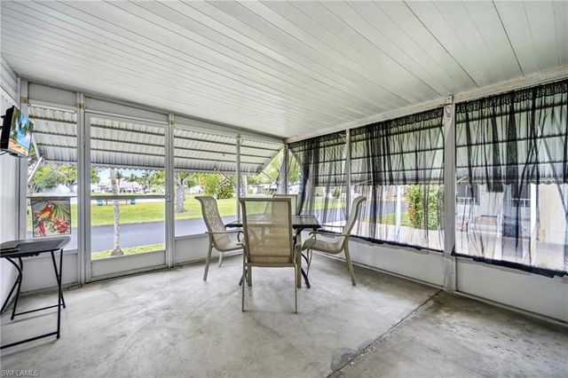 195 Domingo DR, Fort Myers, FL 33905