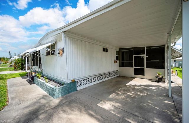 195 Domingo DR, Fort Myers, FL 33905