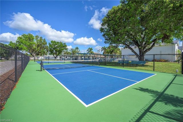 195 Domingo DR, Fort Myers, FL 33905