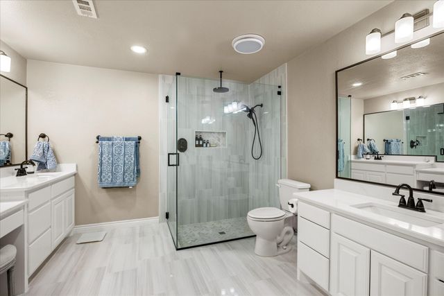 9404 Bellechase Road, Granbury, TX 76049