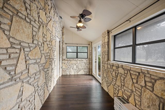 9404 Bellechase Road, Granbury, TX 76049
