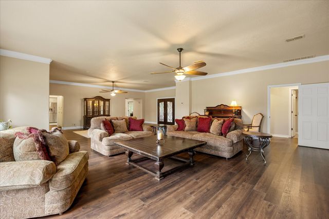 9404 Bellechase Road, Granbury, TX 76049