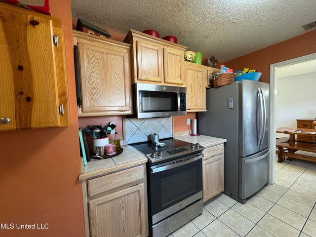 13659 Huntington Circle, Gulfport, MS 39503