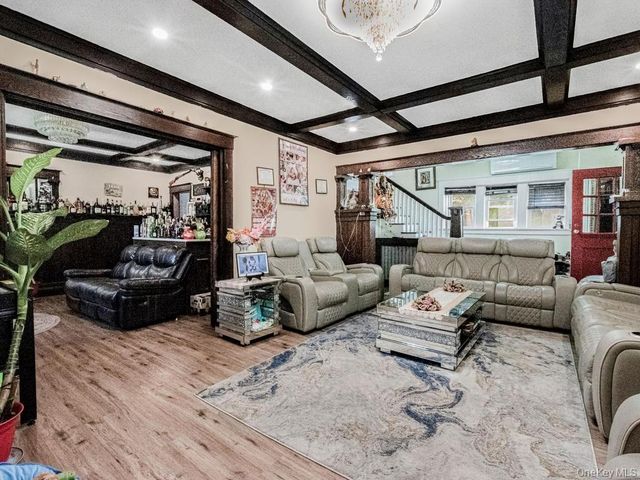 265 Park Hill Avenue, Yonkers, NY 10705