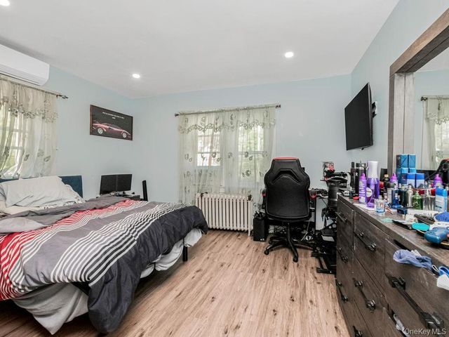 265 Park Hill Avenue, Yonkers, NY 10705