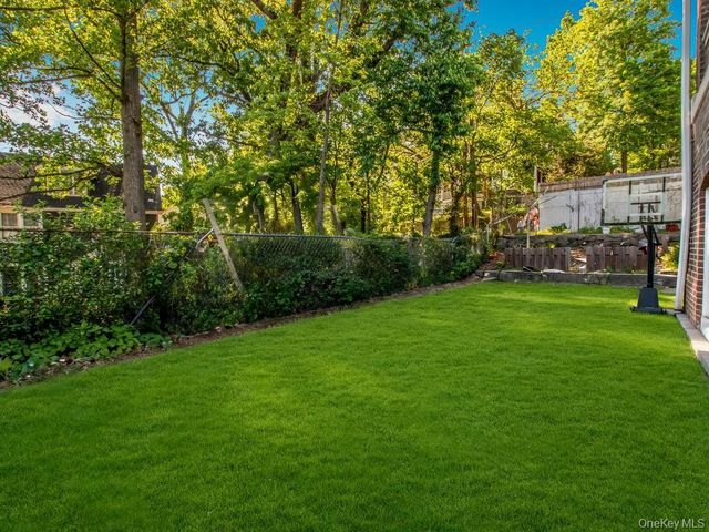 265 Park Hill Avenue, Yonkers, NY 10705