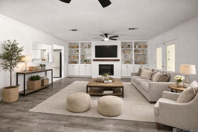 9521 Rustling Oaks Dr, Baton Rouge, LA 70818