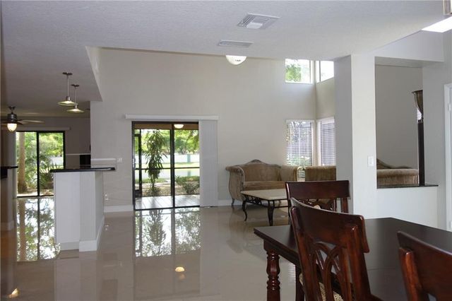 2060 NW 34th Avenue, Coconut Creek, FL 33066