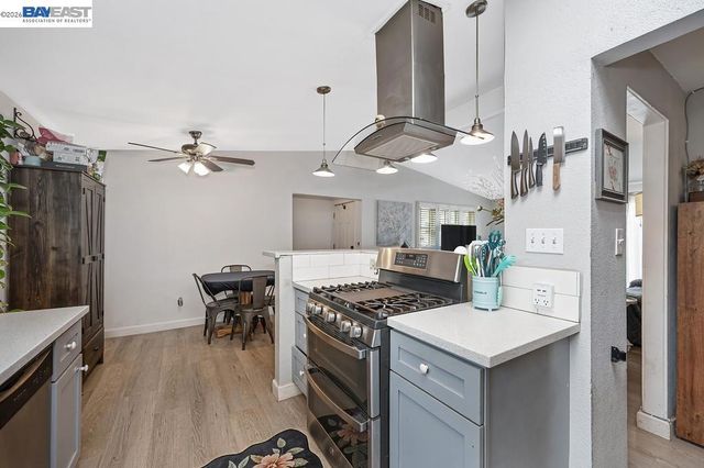 3637 Centinella Drive, North Highlands, CA 95660
